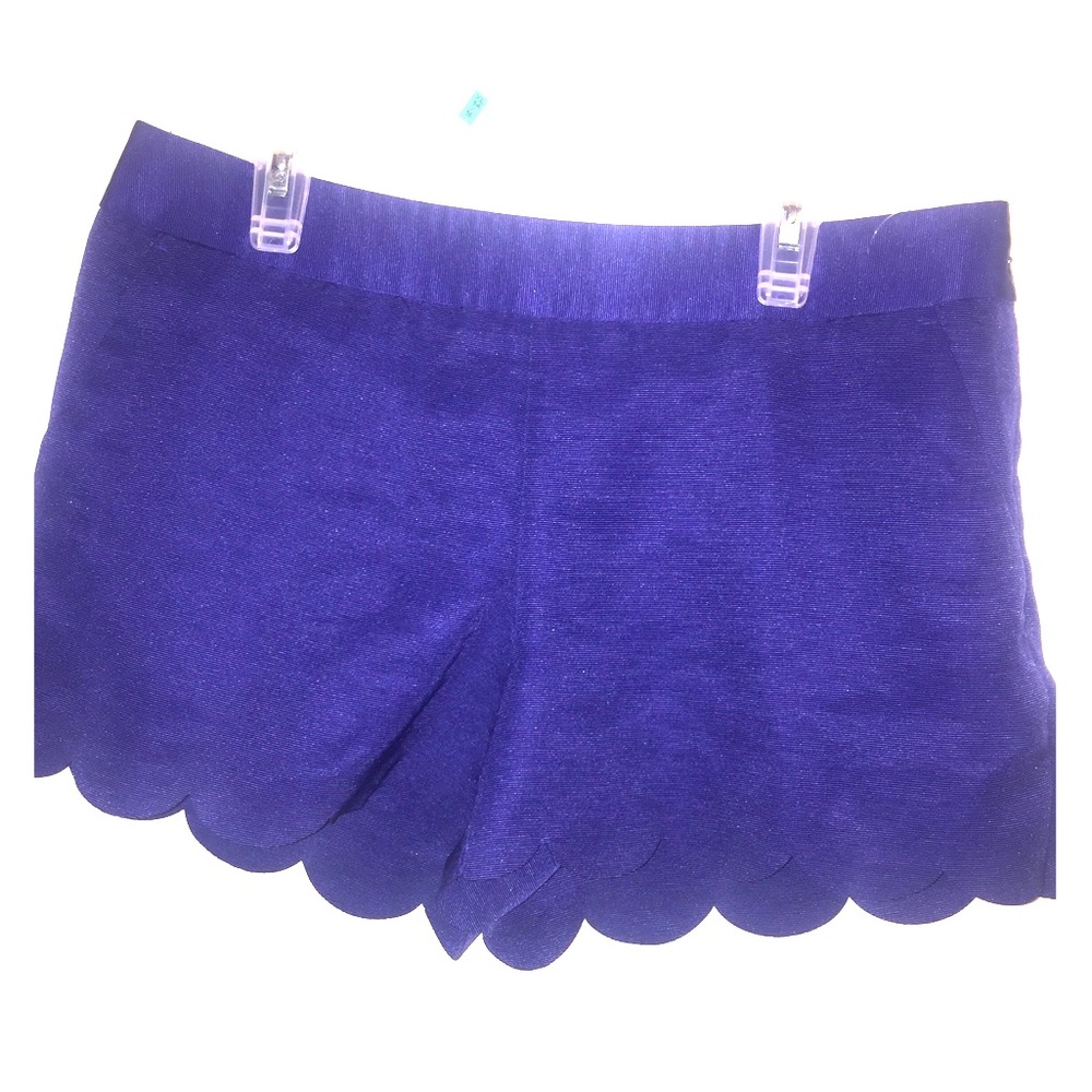 Express Size 4 ruffled shorts